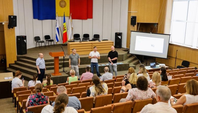 Ateliere de informare în contextul implementării proiectului STEEM și instalării Punctelor Termice Individuale