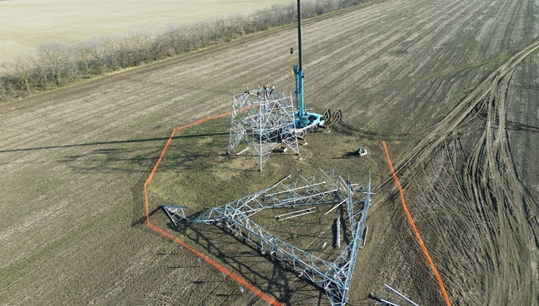 Șantierul de construcție a Liniei independenței energetice Vulcănești-Chișinău se extinde pe o distanță de cca 80 de km